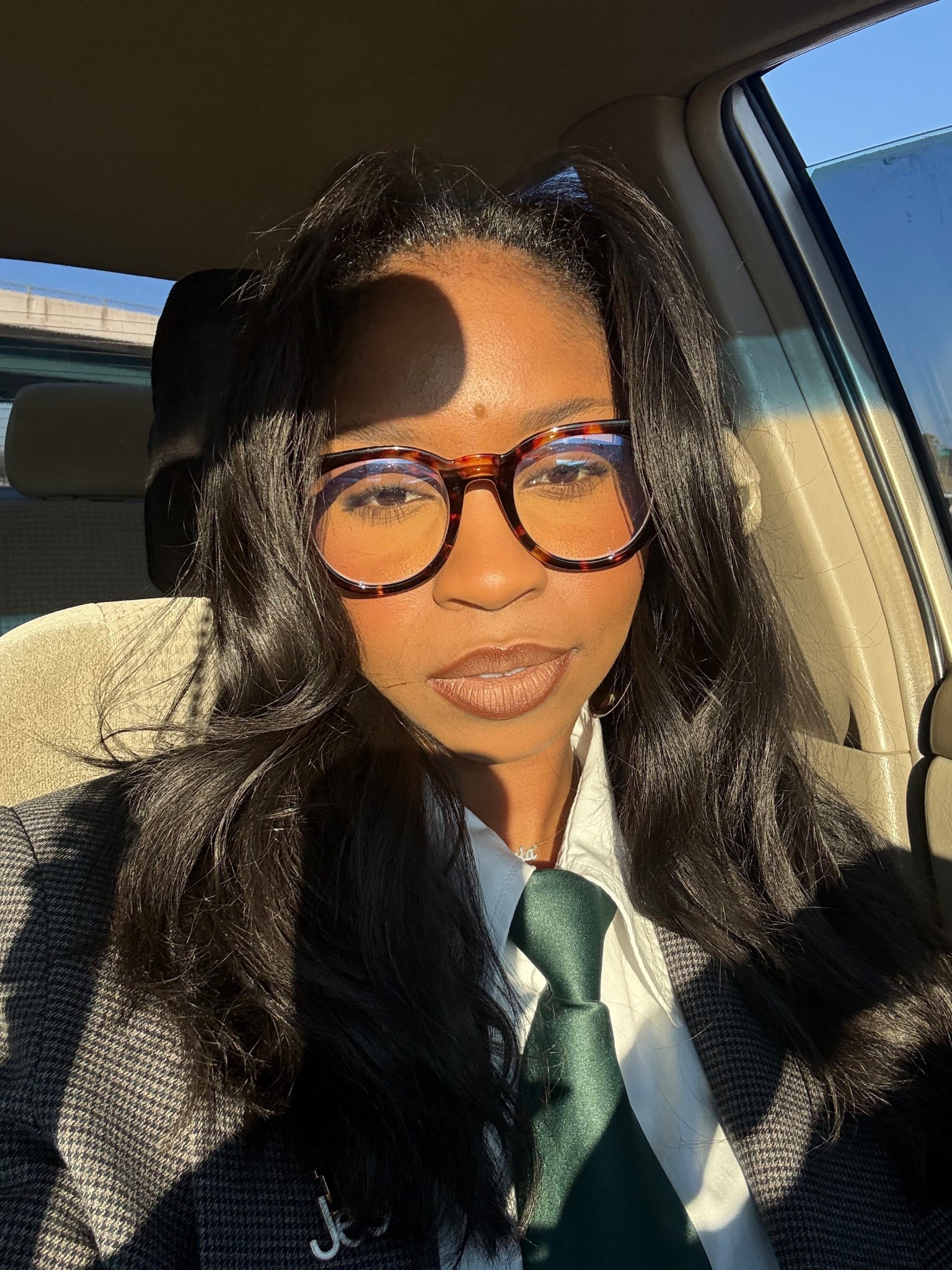 I tagged some similar glasses for those who loved mine, & guess what idk where I put them since I wore them this day 😭😭