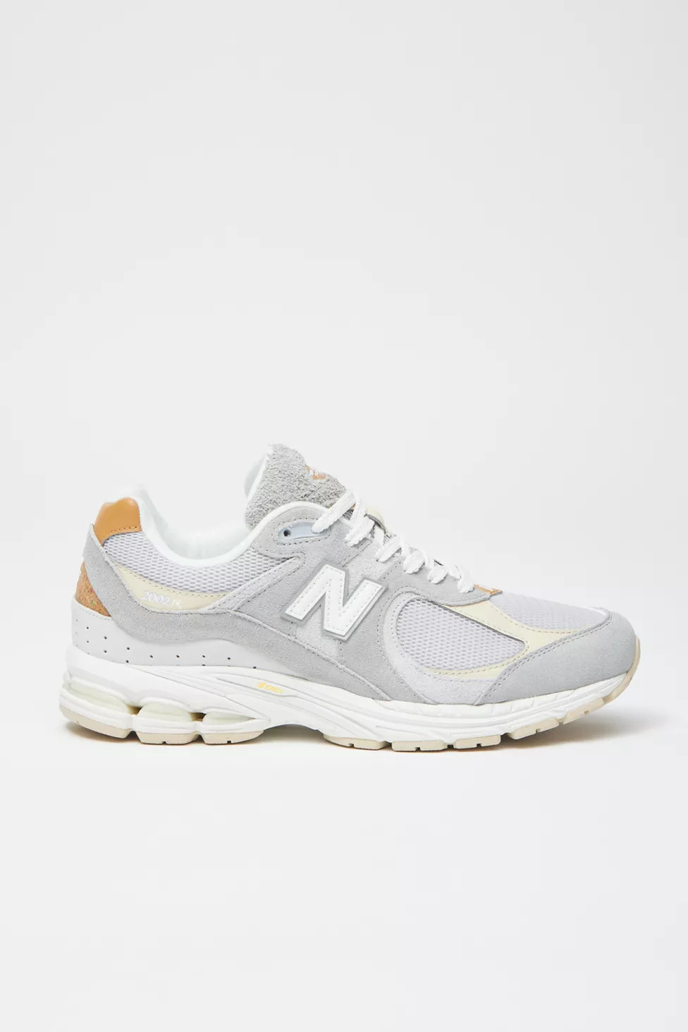New Balance 2002R Sneaker | Urban Outfitters (US and RoW)