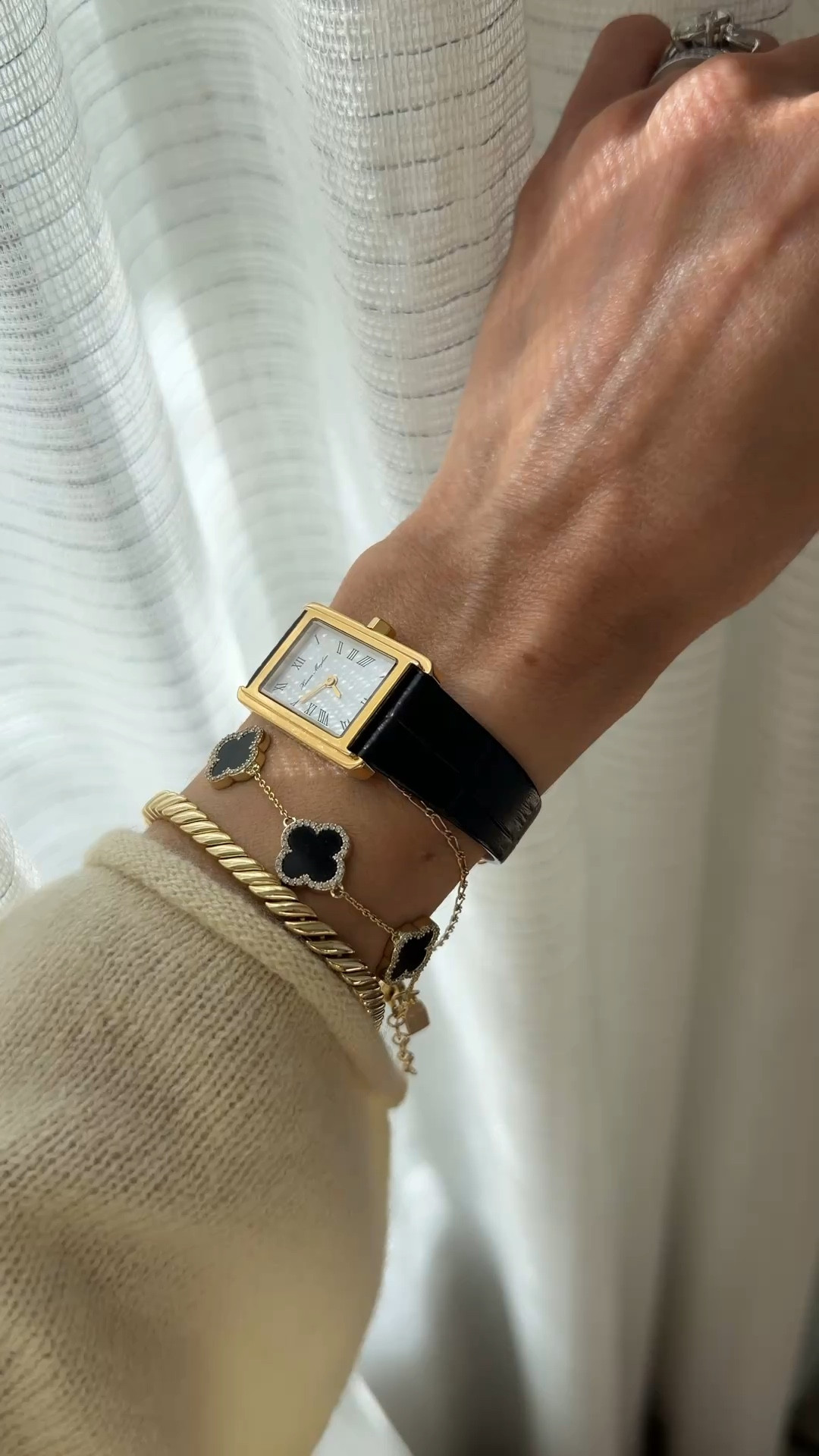 My new stack, perfect pieces for Mother’s Day! 





Watch, Mother’s Day, jewelry 

#LTKOver40 #LTKMothersDay