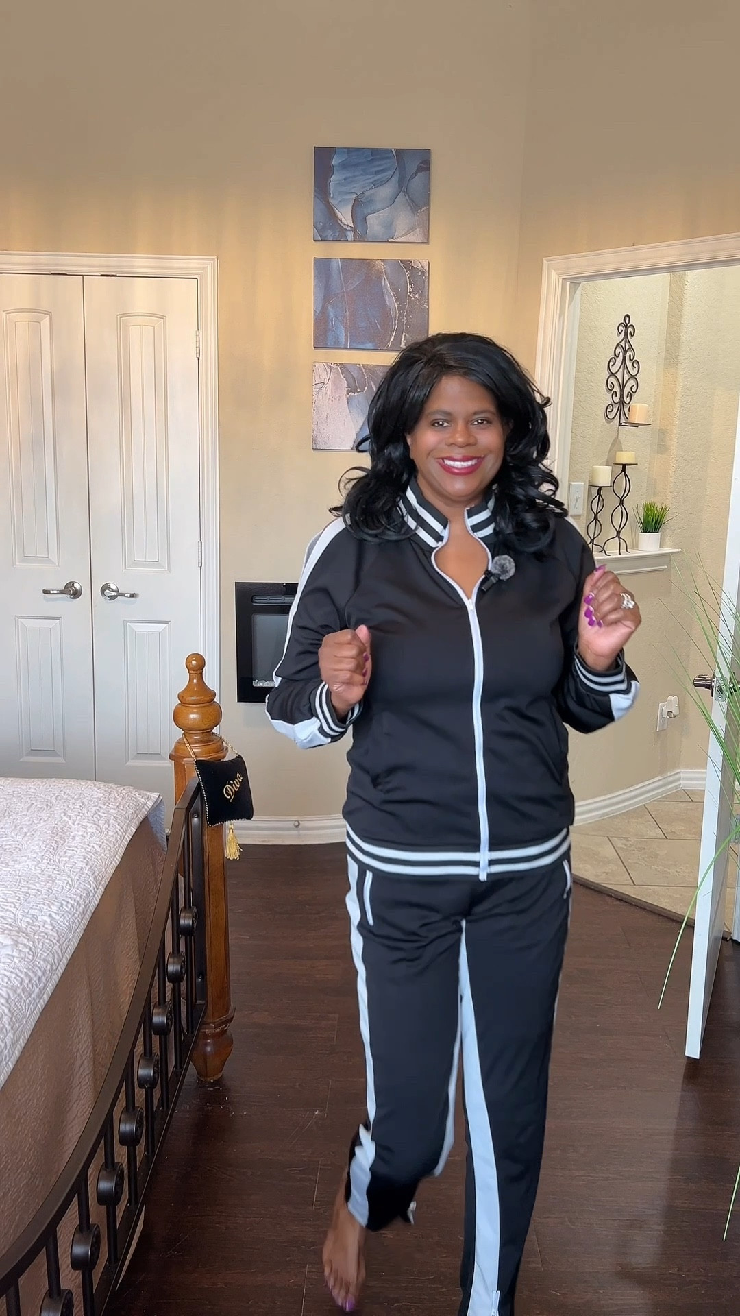 Comfy and cute!
Loving this easy lounge outfit set that transitions from coffee run to errands and travel with effortless style.  

Soft, cozy and totally chic.  This is your go-to outfit for cozy days that still feel put-together!



#LTKgrwm #LTKmomlife #LTKootd