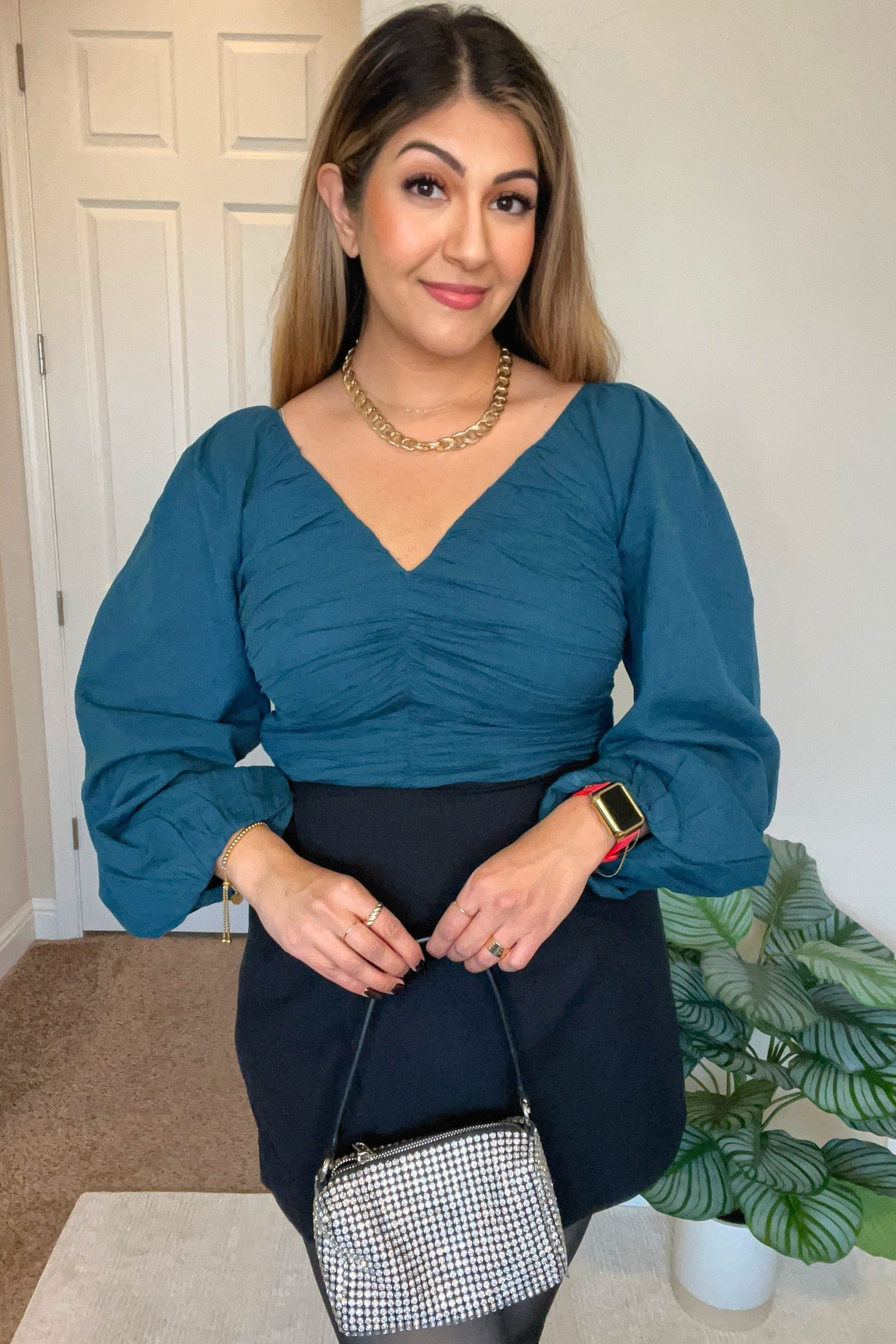Sharing my favorites from Abercrombie and Fitch cyber week and cyber Monday  sales deals. These looks are great for midsize bodies size 8, size 10, size 12.

Clinched top with mini skort

#midsizefashion #falltrends #midsizestyle #fallfashion #styleinspo	
Midsize fall outfits, midsize workwear, midsize date night outfit, business casual, winter outfits , winter workwear, Black Friday must haves , viral miniskirt 

#LTKGiftGuide #LTKCyberWeek #LTKmidsize