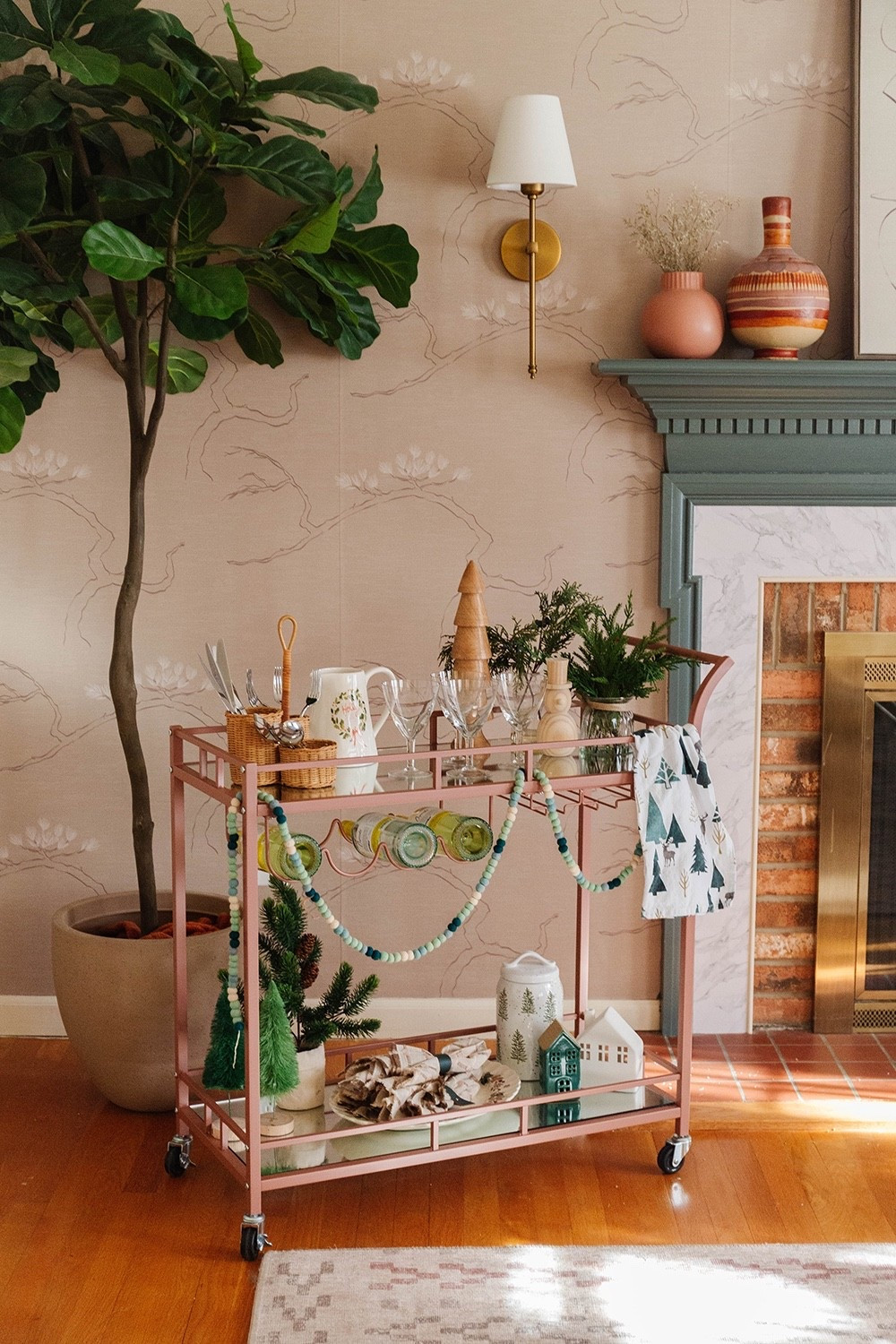 Grab this cutie modern bar cart for your holiday gatherings this season! Soooo many fun possibilities for 2026 parties, too…Linking it here along with some fave Christmas décor ⭐️

#LTKHome #LTKHoliday #LTKSeasonal