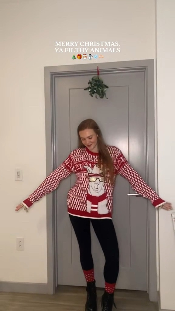 the perfect outfit for a cute & cozy christmas!! 🎄

#LTKFindsUnder50 #LTKParties #LTKHoliday