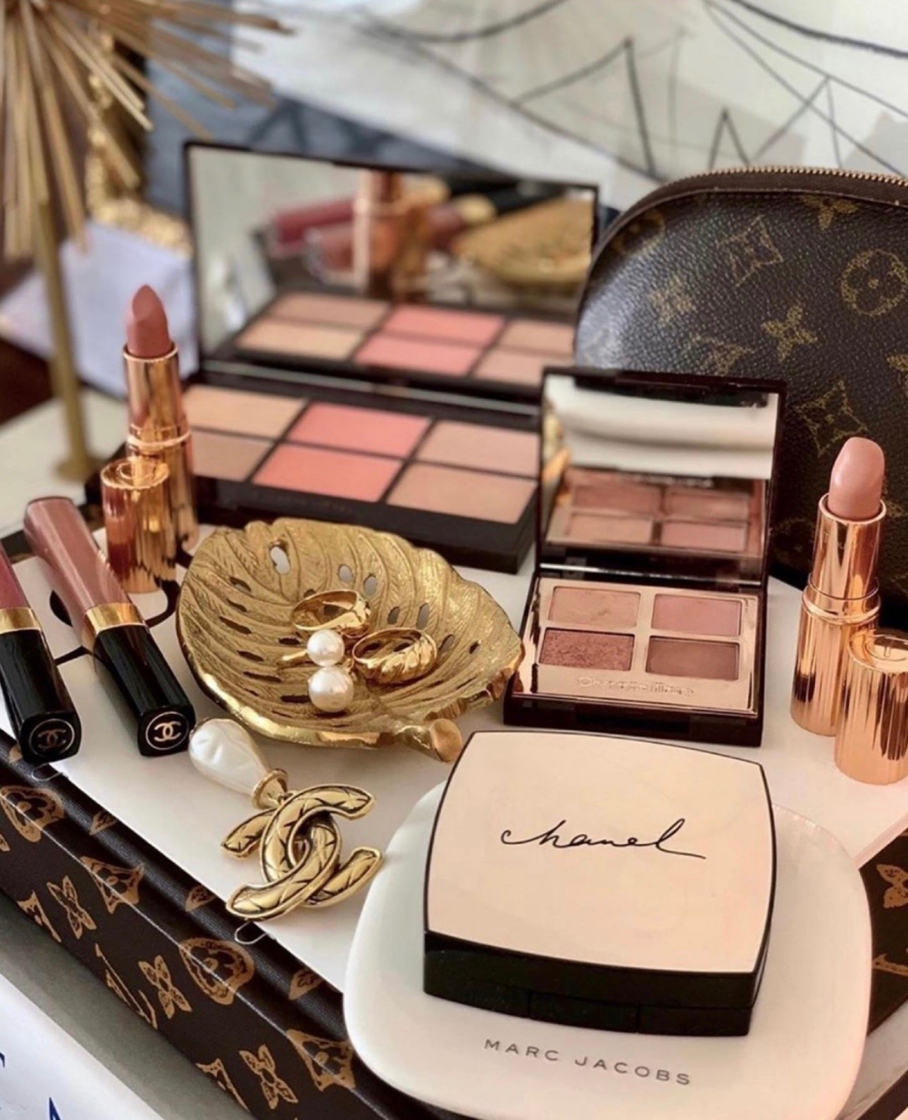 Best beauty products 

#LTKdayinmylife #LTKmorningroutine #LTKBeauty