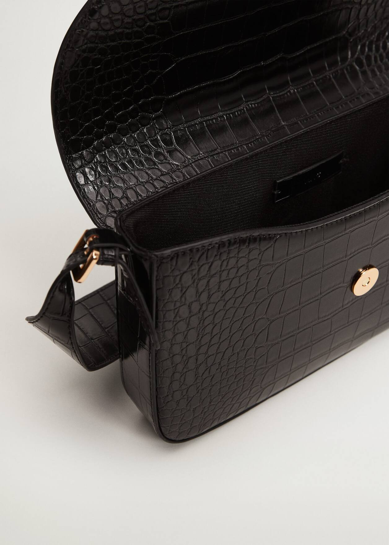 Croc-effect flap bag | MANGO (UK)