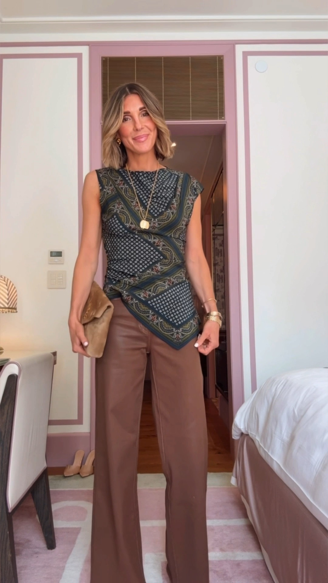 3 ways I styled the jeans that fit everyone in this new coated wash. I'm 5'7 wearing size 25 and they fit tts