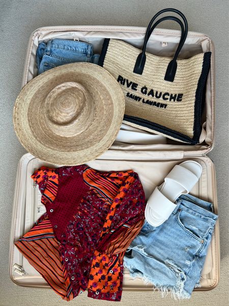 Packing this colorful free people button up! I think it’s perfect for Mexico & it’s on sale right now

Dressupbuttercup.con

#dressupbuttercup 

#LTKtravel #LTKSeasonal #LTKsalealert