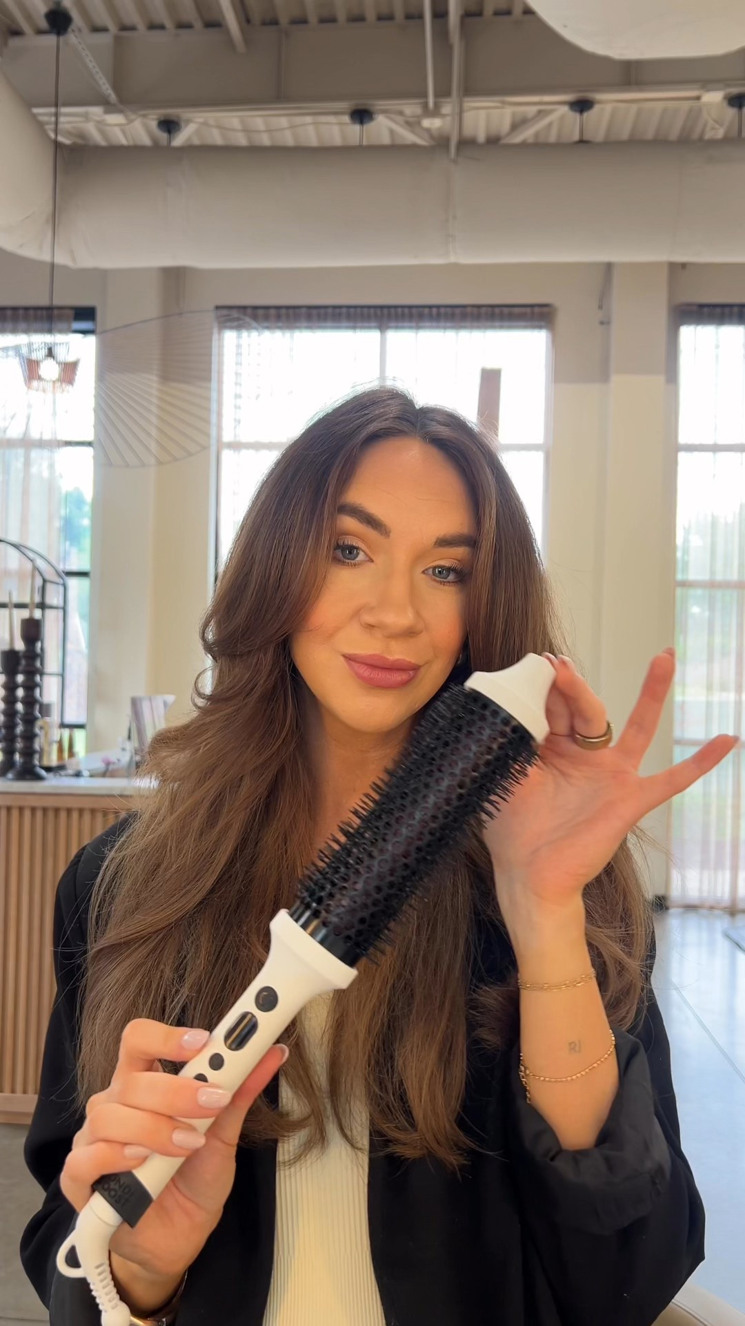 Restyle my blowout with me, with my newest obsession - the Bondi Boost Thermal Brush! 

#LTKBeauty #LTKStyleTip #LTKSummerEdit