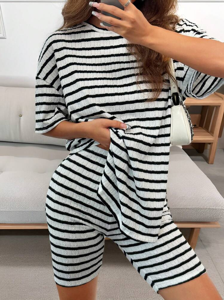 SHEIN EZwear Women's Knitted Jacquard Texture Loose T-Shirt And Legging Casual Homewear Set | SHEIN