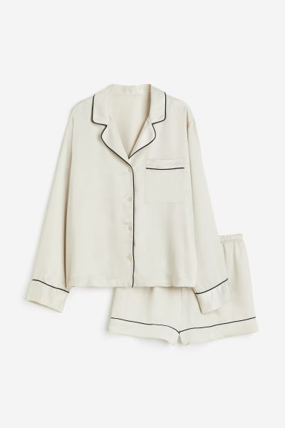 Satin pyjamas | H&M (UK, MY, IN, SG, PH, TW, HK)