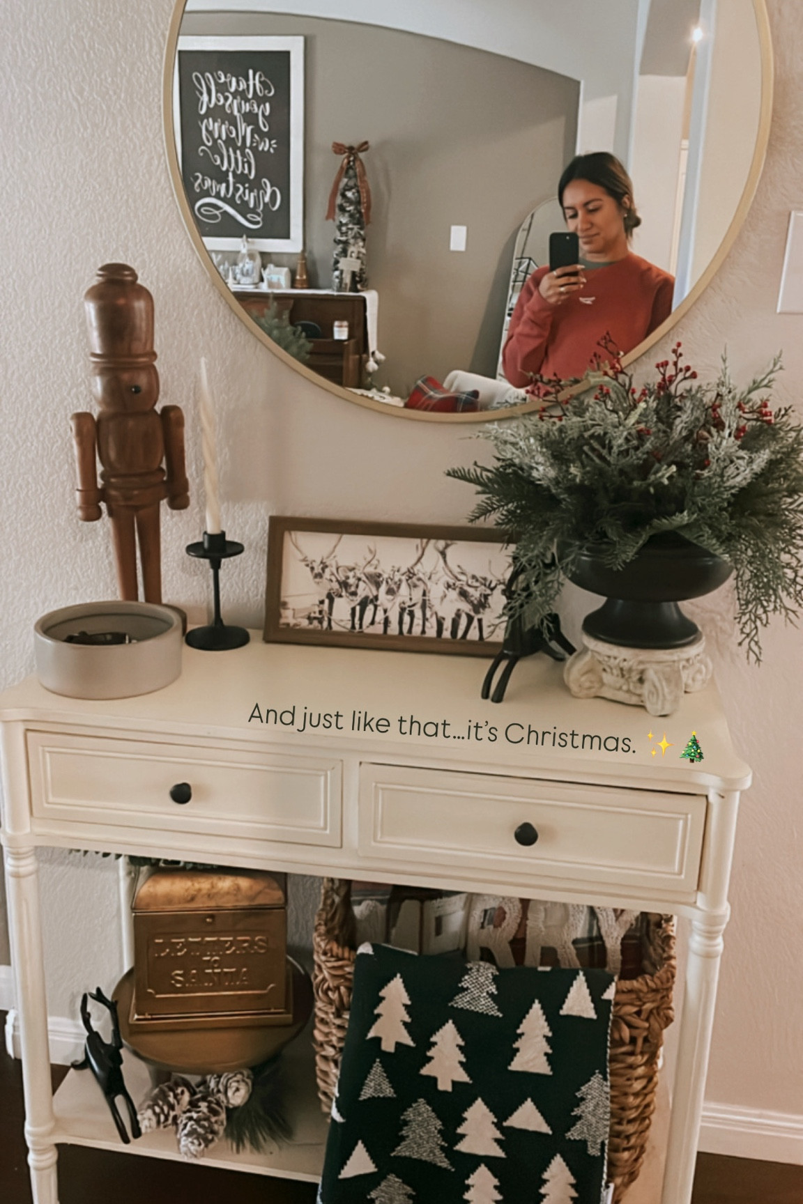 Christmas Entry Decor #christmasdecor #christmasentry #holidaydecor #neutralholiday #neutralchristmas 

#LTKSeasonal #LTKHome #LTKHoliday