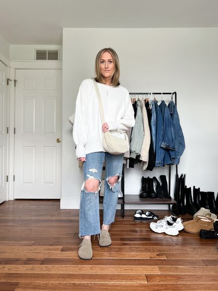 Spring outfit. Spring outfit idea. Oversized sweater. Cropped straight leg jeans. Clogs. Casual outfit idea. Casual outfit. Mom outfit.


#LTKSeasonal #LTKfindsunder100 #LTKfindsunder50