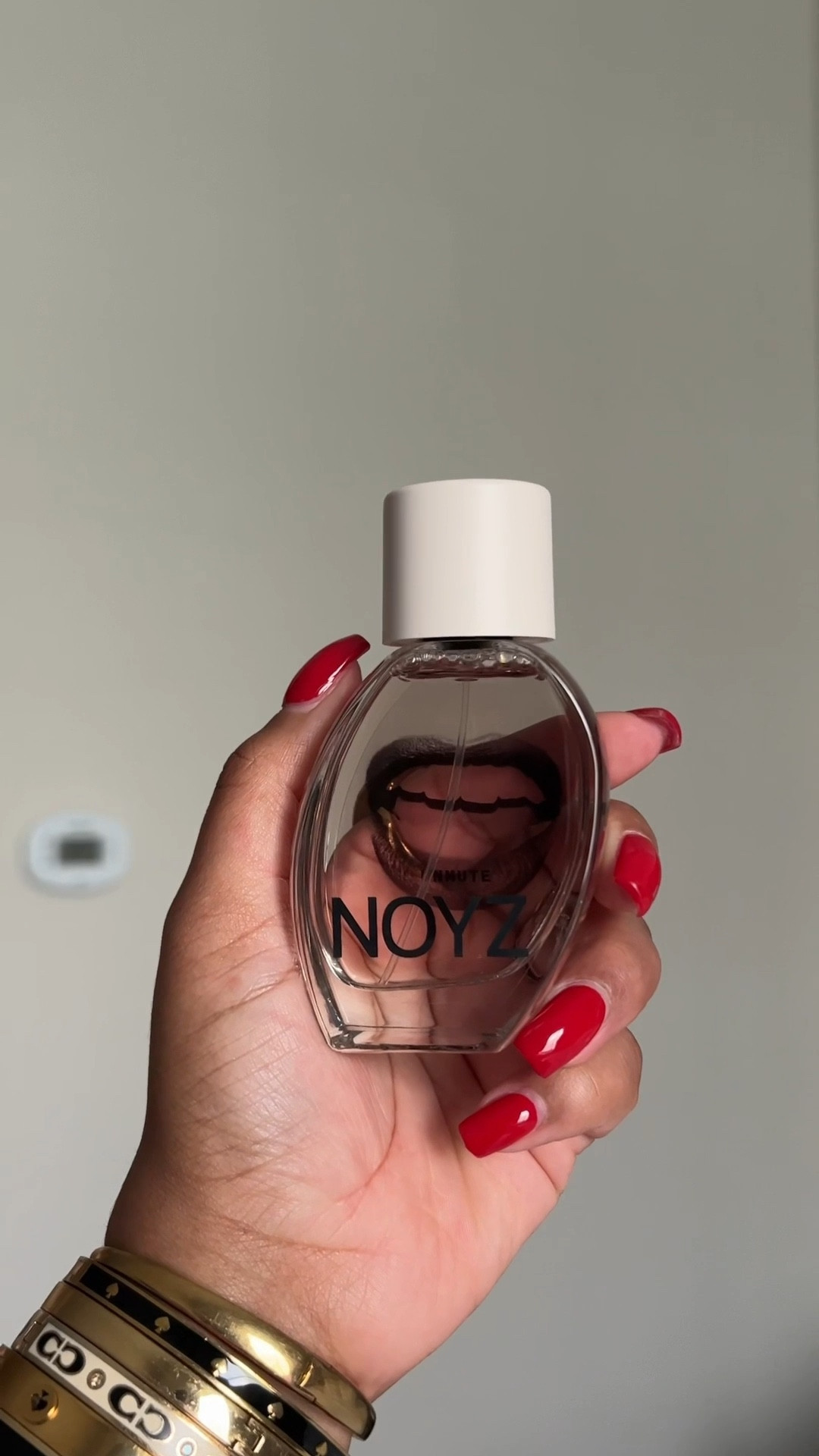 Date night fragrance. 🖤

This isn't your typical vanilla fragrance, it's warm, spicy, flirty and grown.

It has notes of black plum, cashmere woods, madagascar vanilla, and amber.

This is the kind of vanilla fragrance that lingers when you walk past and it’s perfect for layering with your favorite body oil.