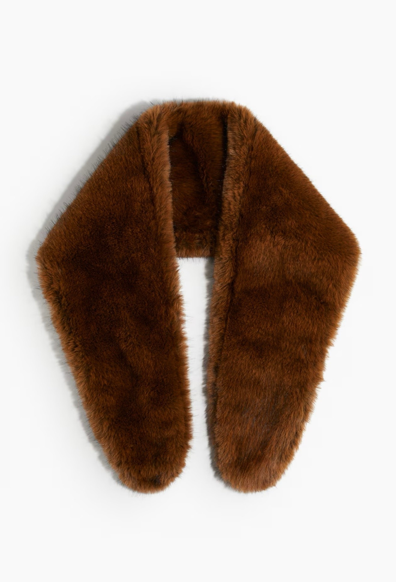 Scarf in fluffy fabric

#LTKpartywear #LTKcanada #LTKwinter