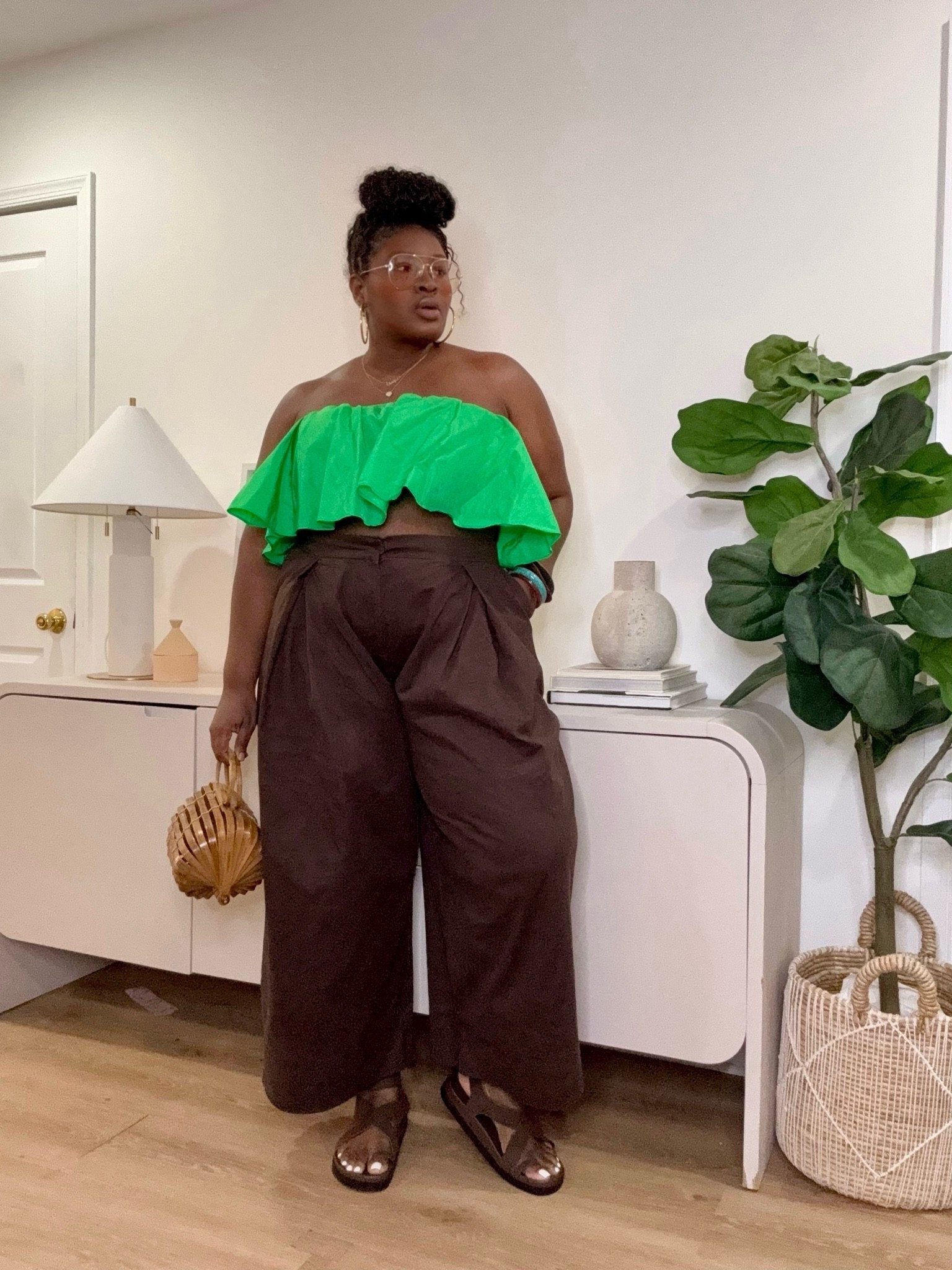 I spotted this viral Zara ruffled green crop top and immediately understood the hype. If you're looking for Zara outfit ideas, plus size fashion inspiration, summer outfit formulas, or viral Zara finds, this one deserves a spot in your cart.#ZaraStyle
#ZaraFinds
#ViralZara
#PlusSizeFashion
#CurvyStyle
#SummerOutfitIdeas
#WideLegPants
#OOTDInspiration
#LTKStyle
#FashionOver40

#LTKMidsize #LTKSeasonal #LTKootd