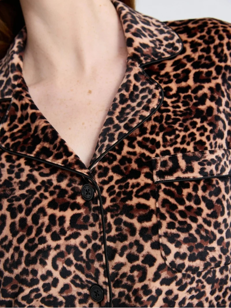 Joyspun Women’s Stretch Velour Notch Collar Long Sleeve Pajama Set, Sizes XS to 4X | Walmart (US)