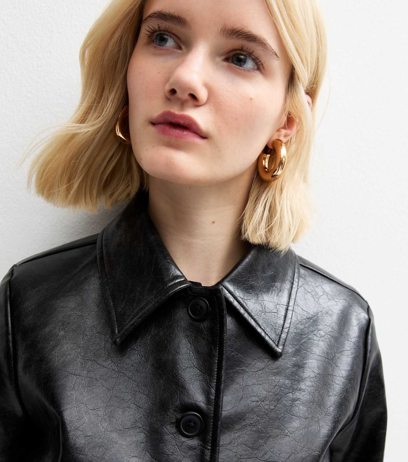 Gold Tone Chunky Hoop Earrings | New Look | New Look (UK)