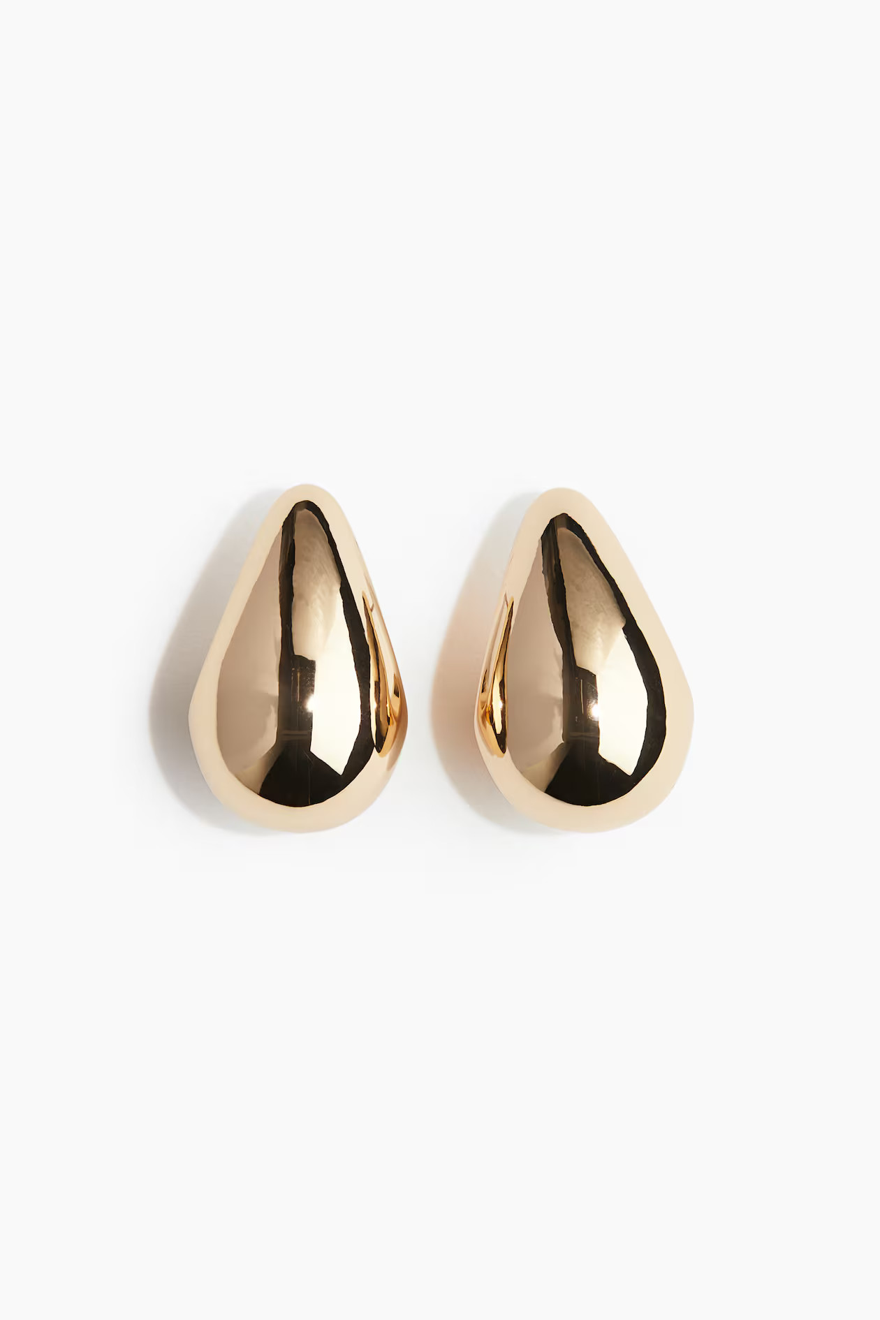 Large dome earrings - Gold-coloured - Ladies | H&M GB | H&M (UK, MY, IN, SG, PH, TW, HK)