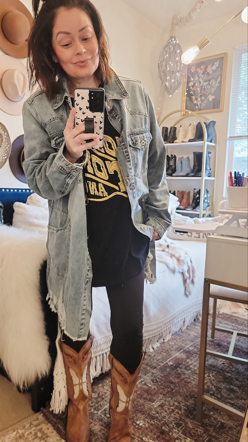 #LTKbeauty #LTKUCowboy bootsOversized teeWhen Shopping Kinsley Armelle use my Discount Code: ka-countrychichomes 

#LTKstyletip #LTKsalealert #LTKfindsunder100