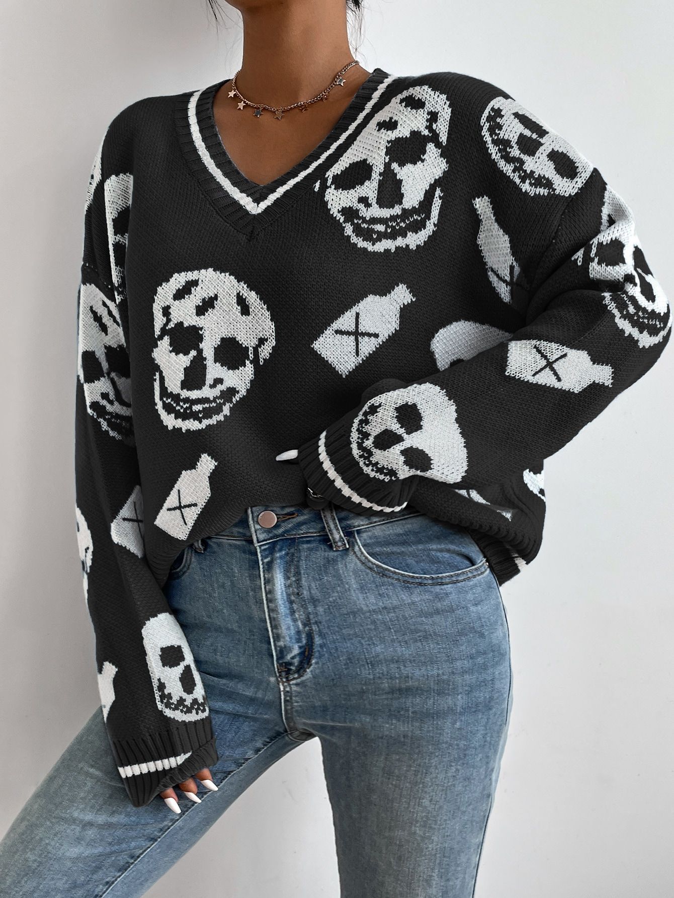 Skull Pattern Drop Shoulder Sweater | SHEIN