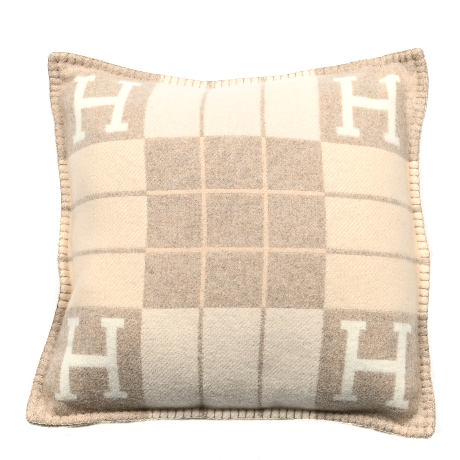 HERMES

Wool Cashmere Avalon III Pillow PM Coco Camomille | Fashionphile