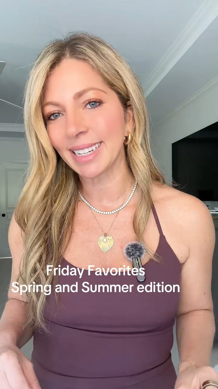 Spring and summer staples!!

#LTKmomlife #LTKOver40 #LTKootd
