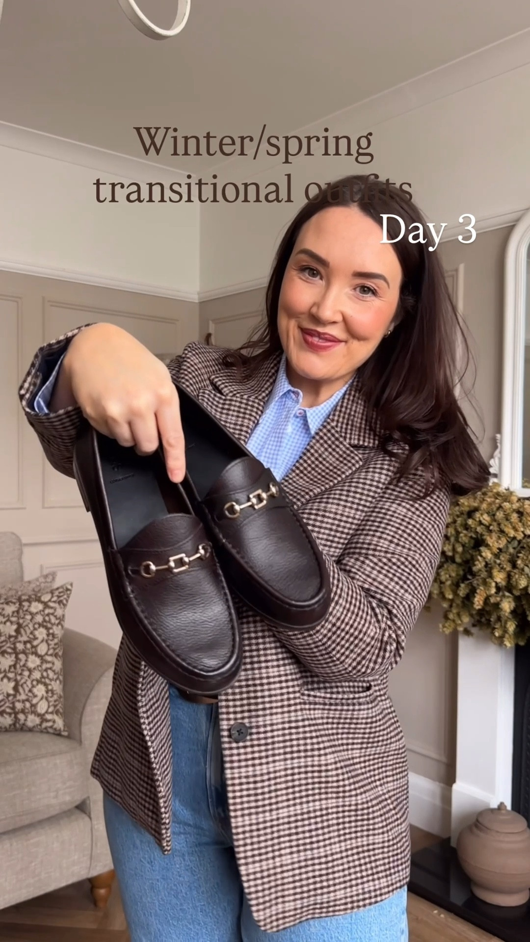 Day 3 💕❤️ so this is one of my favourite looks. You cannot beat a nice blue shirt with a houndstooth blazer with brown tones. It always looks chic and put together. Perfect for transitioning from winter to airing 

#LTKspring #LTKwinter #LTKuk