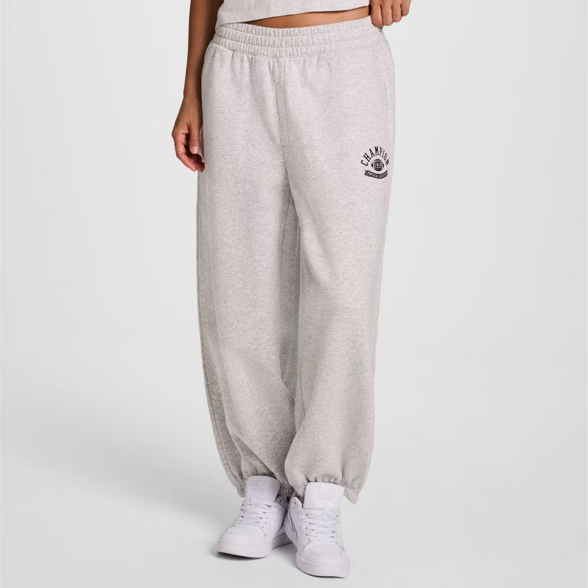 Champion Women's Cropped Fleece Joggers | Target