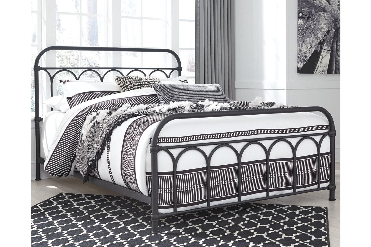 Nashburg Queen Metal Bed | Ashley Homestore