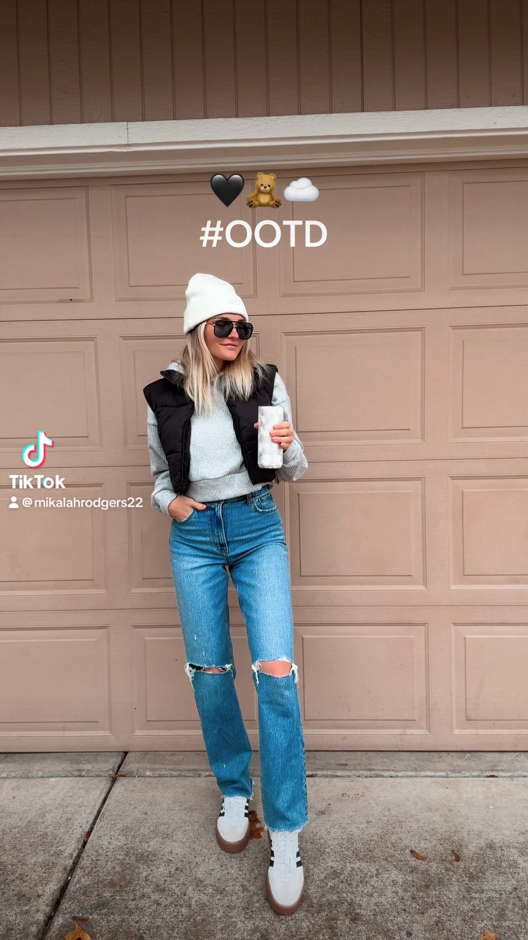 #OOTD 🖤🫶🏼🧸

#LTKGiftGuide #LTKStyleTip #LTKItBag