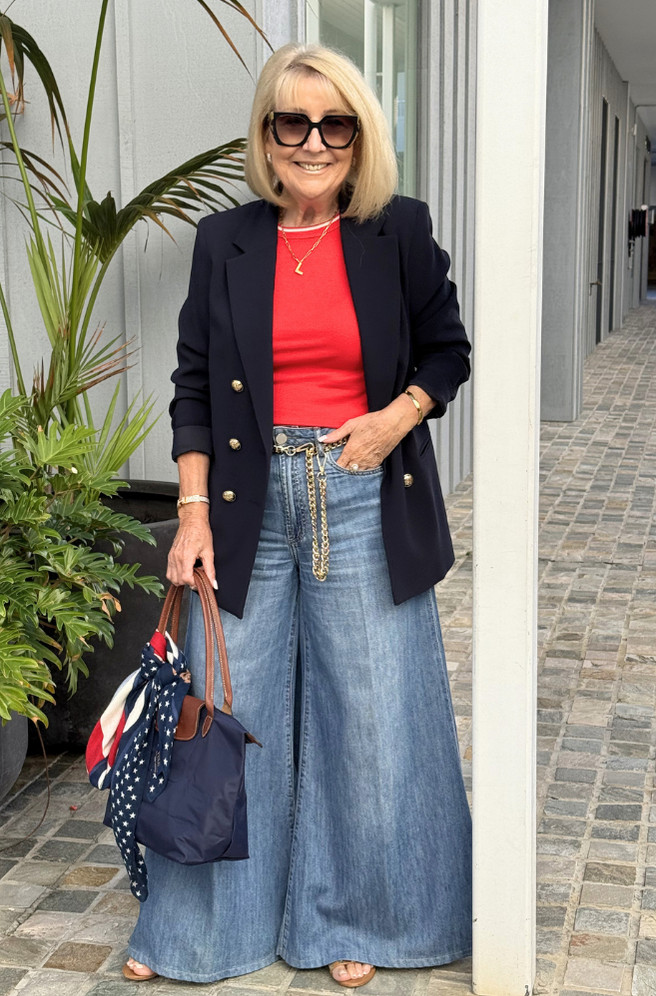 Add a blazer to jeans and you can't go wrong!  

 #LTKaustralia #LTKwinter #LTKover50style