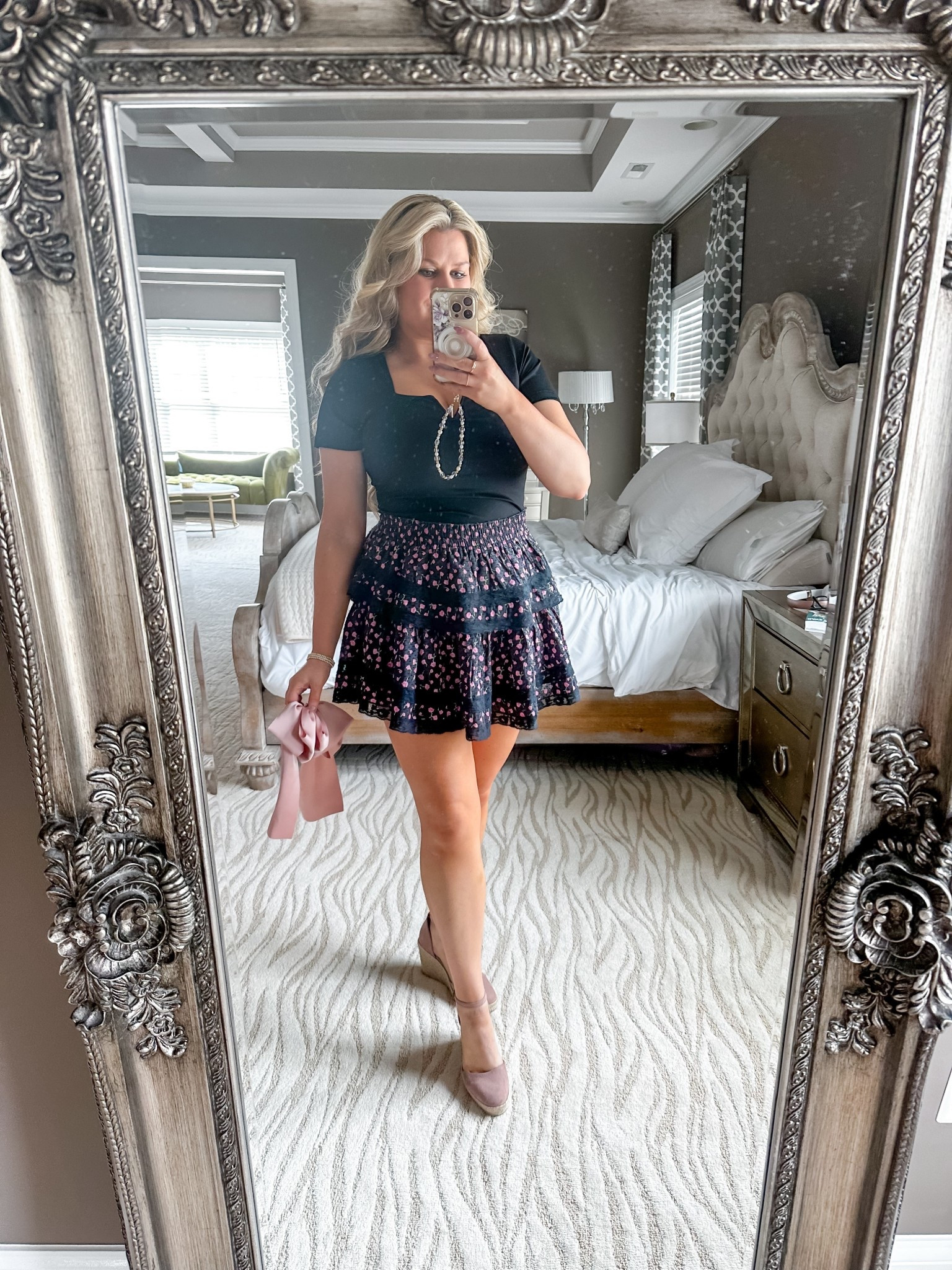 Mixing some black florals back into the rotation for tonight’s date night fit now we have hit late summer! 🩷🖤

This skirt from LoveShackFancy is no longer available so I linked some similar ones! 

#LTKOver40 #LTKMidsize #LTKFindsUnder100