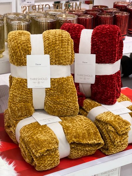 30% off chenille blankets (today only) 

Target deals, holiday style, holiday home 

#LTKhome #LTKstyletip #LTKHoliday