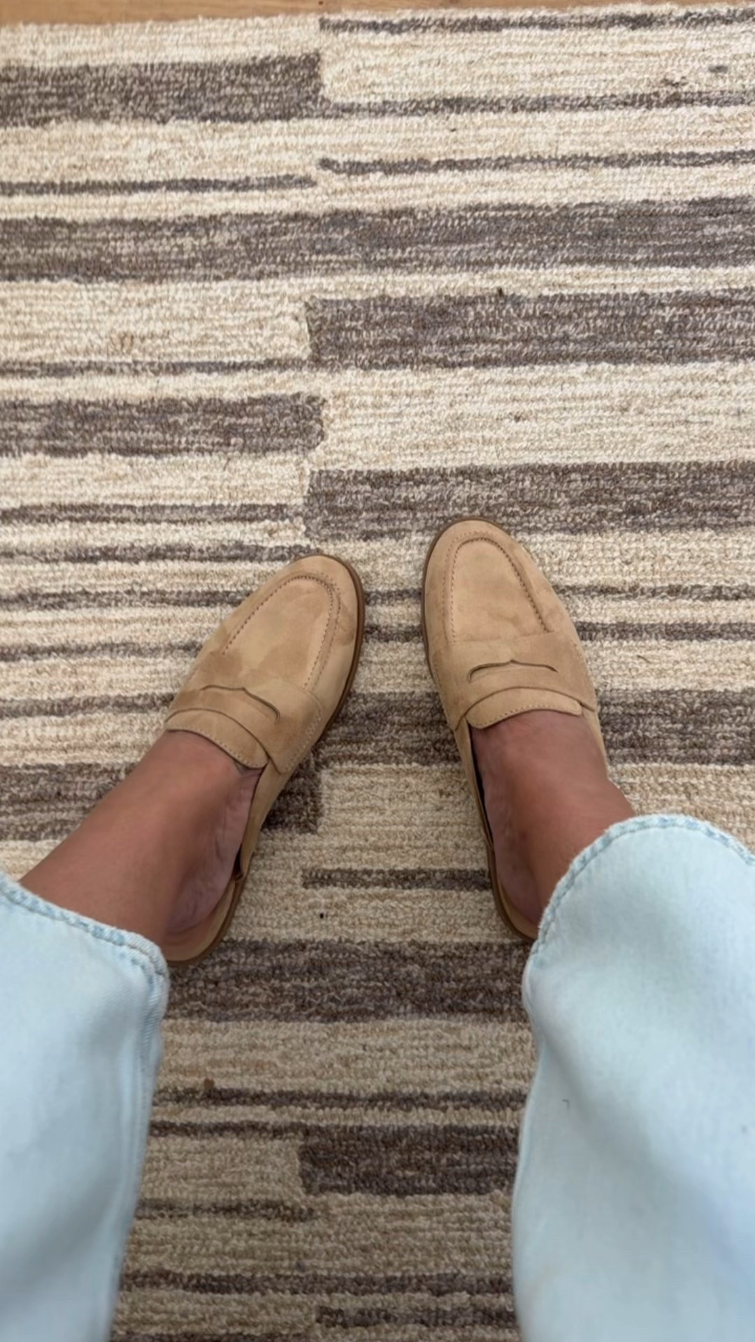 So cute and comfortable for an amazing price! They fit tts (I’m a 9.5/10 and did a 10). 

#LTKShoeCrush #LTKFindsUnder50 #LTKWorkwear