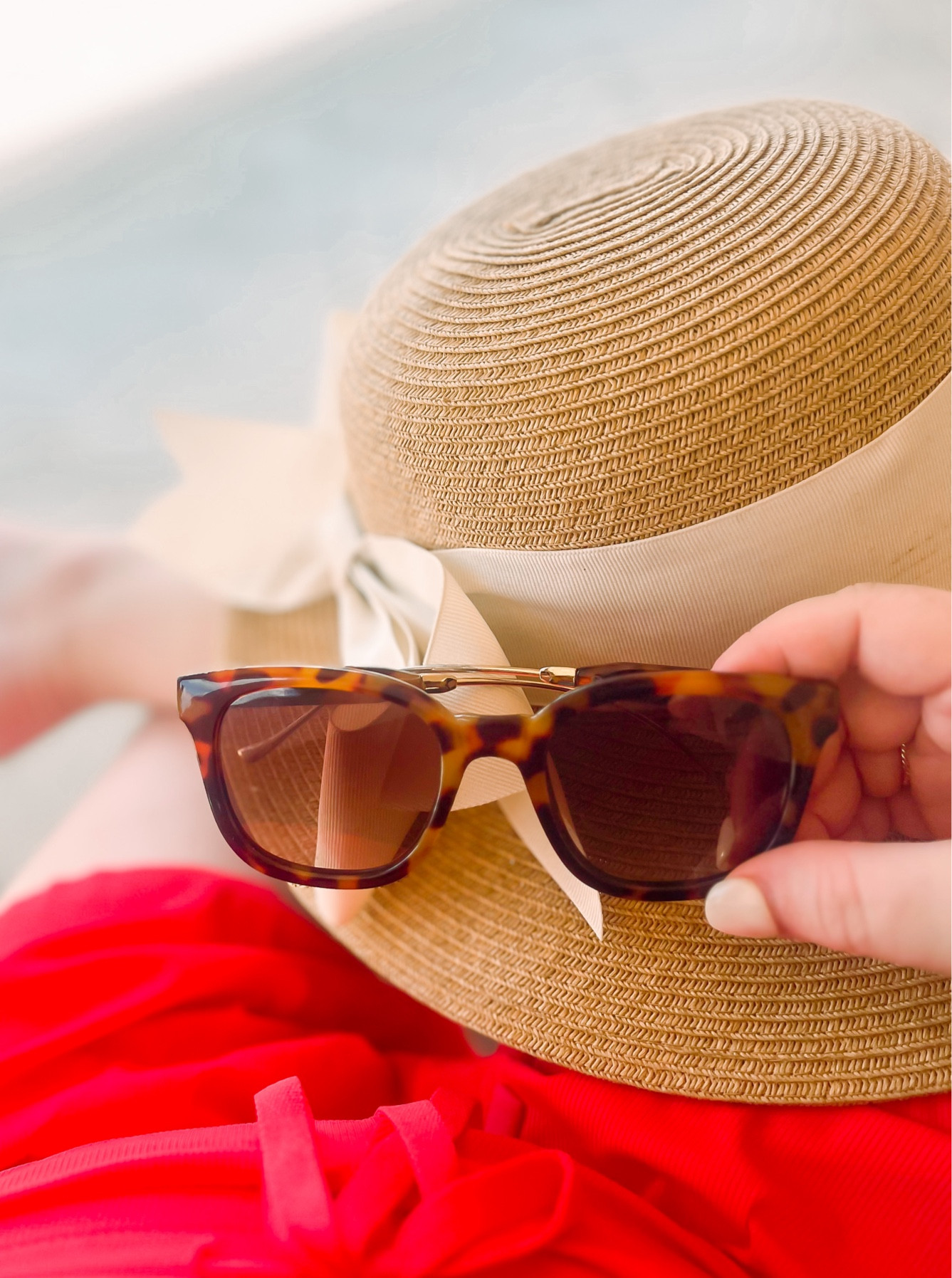 My two pool must haves for mom. A sun hat and sunglasses. 

#summerfashion 

#LTKswim #LTKstyletip