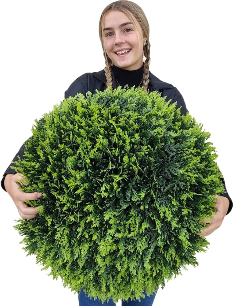 23" XL Topiary Balls (Cedar (Cypress), 1 Topiary Ball (2 Halves)) | Amazon (US)