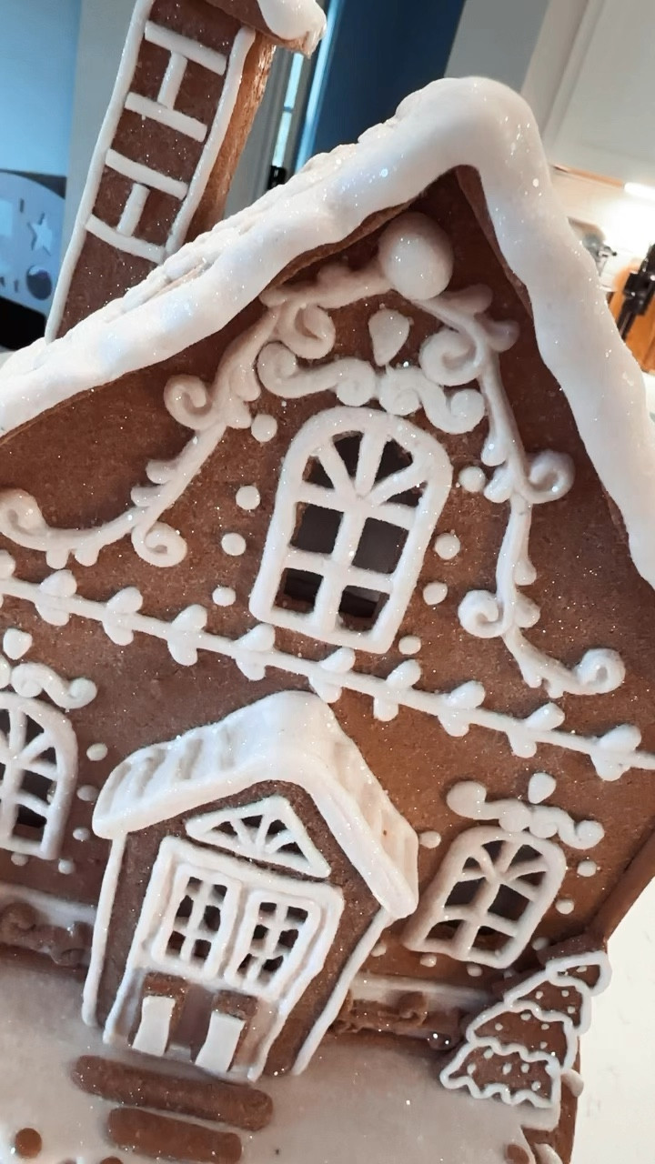 Worth every penny. 😍 This gingerbread house from House of Jade is so gorgeous!

#LTKHome #LTKSeasonal #LTKHoliday