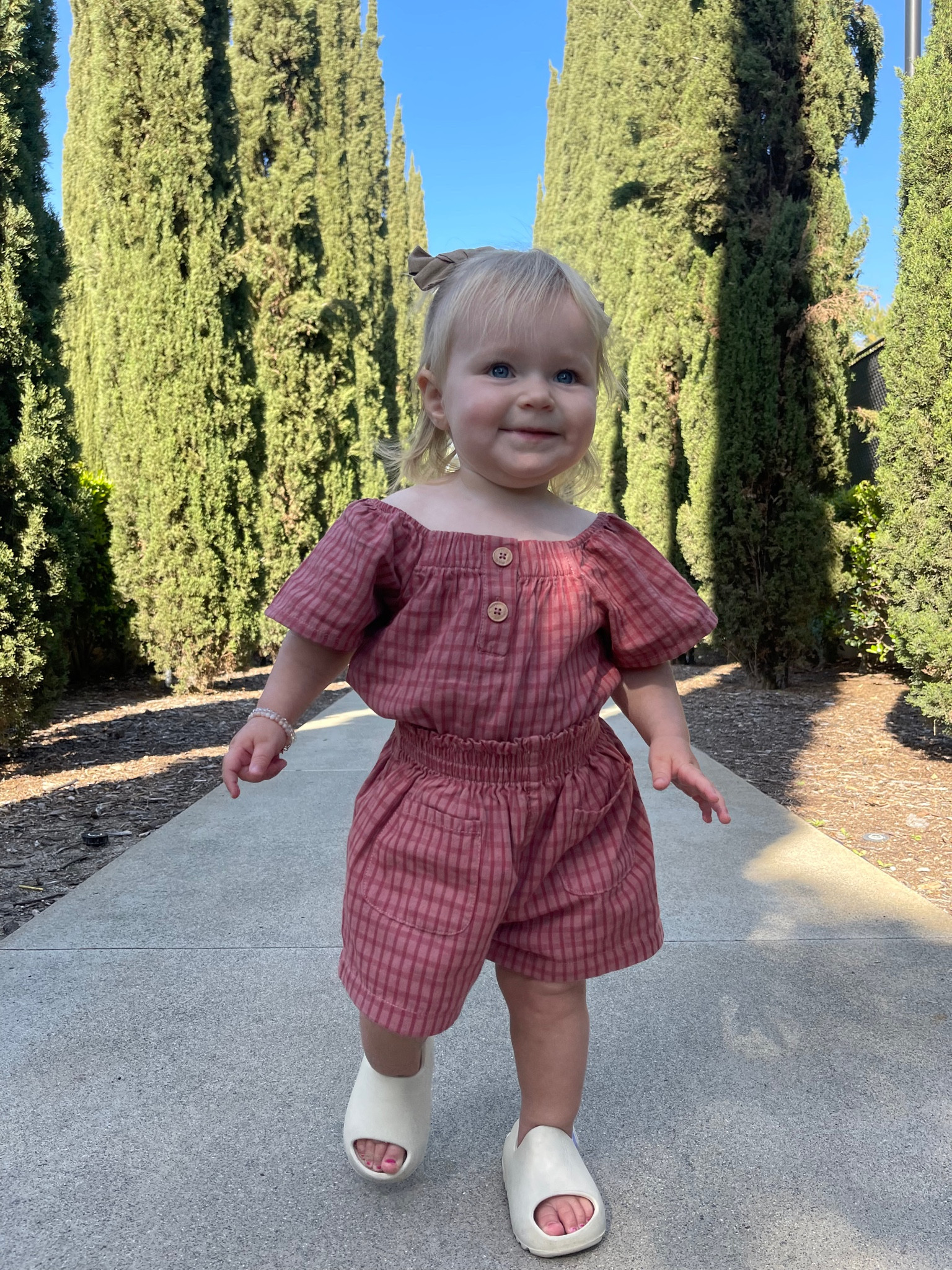 Walmart cheap cute set!