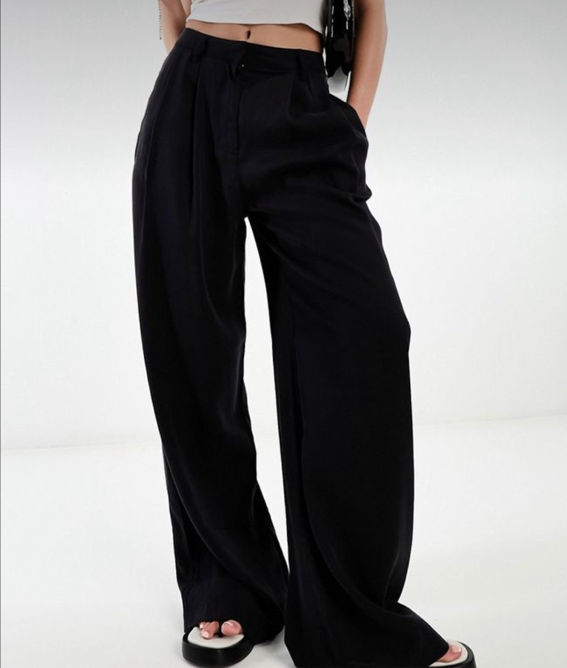 Black Trousers (Comes in Tall!)

#LTKFindsUnder50 #LTKWorkwear #LTKStyleTip