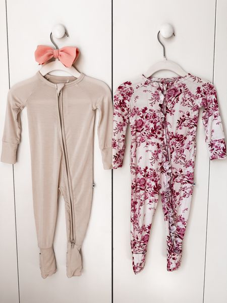 We love these adorable footie pajamas from @bumsandroses that are so incredibly soft! Some of our favorite features are the two-way zippers and the fold over footie covers that make these so versatile! #ad #bumsandroses #footiepajamas #babypajamas 

#LTKkids #LTKbaby