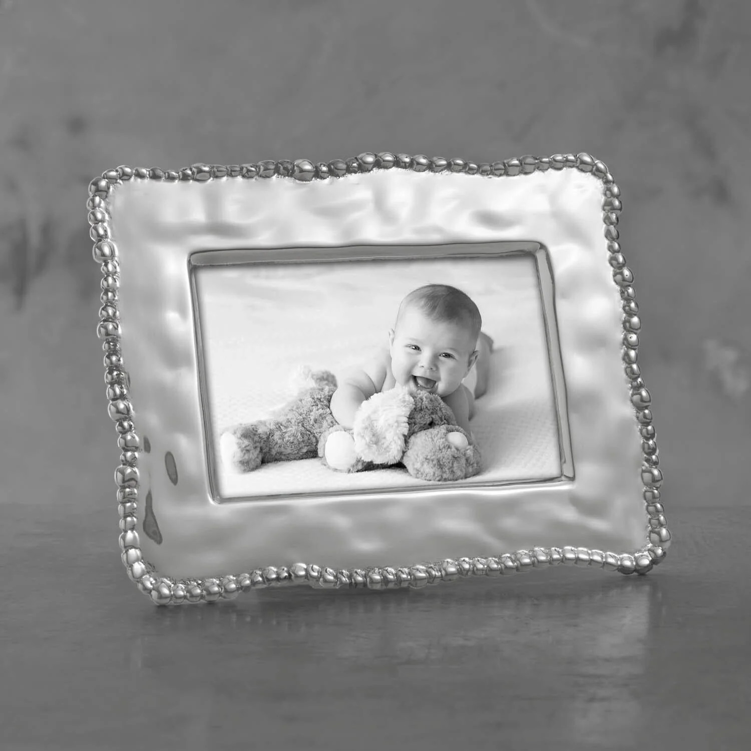 Beatriz Ball Organic Pearl Vivi Frame | Sabavi Home