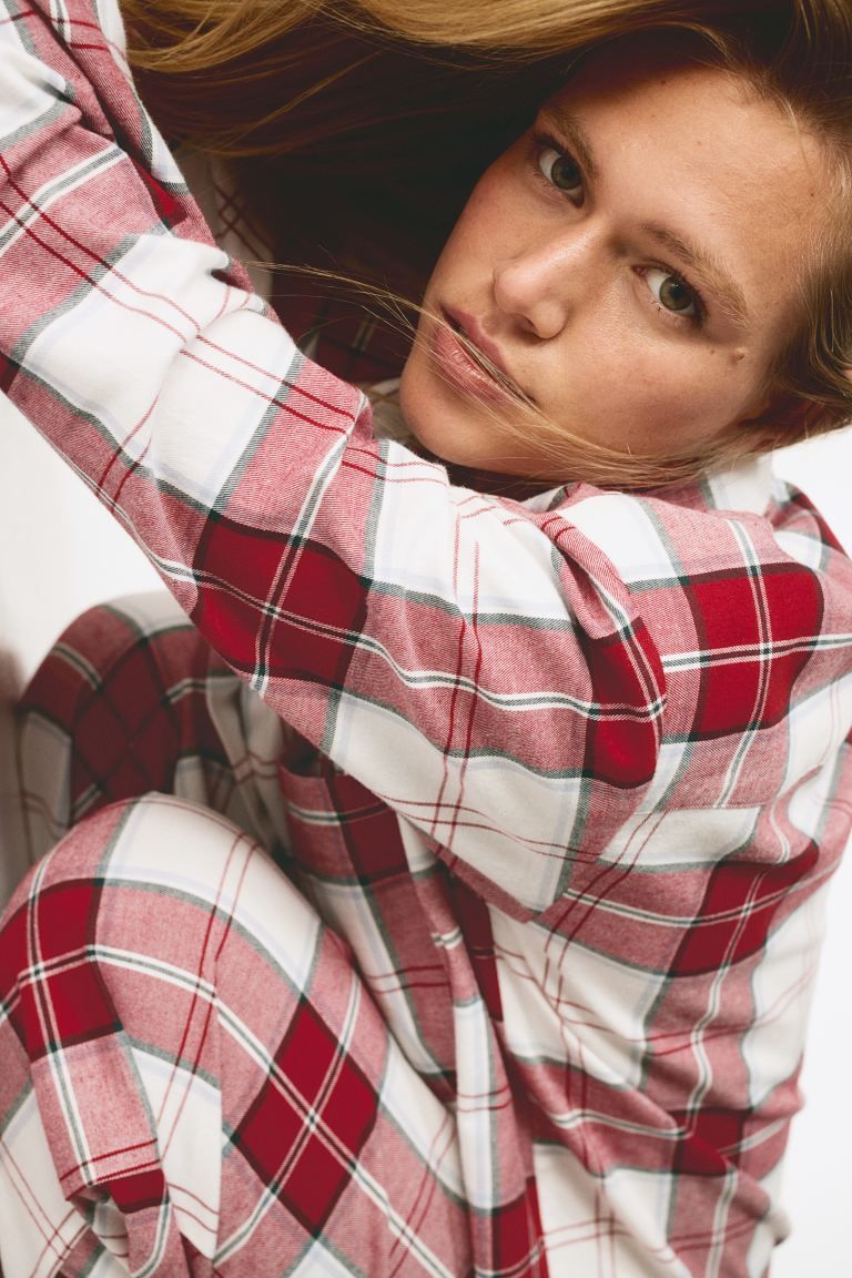 Pyjama shirt and bottoms | H&M (UK, MY, IN, SG, PH, TW, HK)