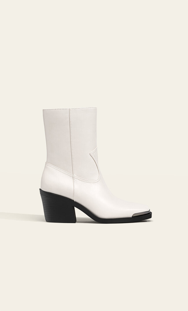 Heeled cowboy ankle boots | Stradivarius (UK)
