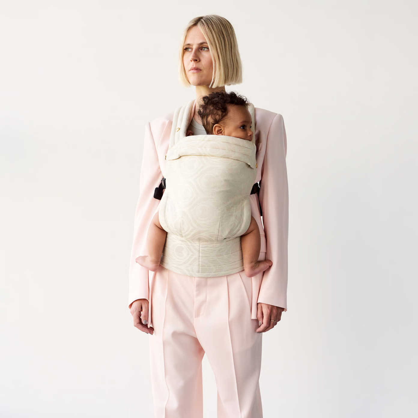 Artipoppe Zeitgeist Baby Carrier | goop | goop
