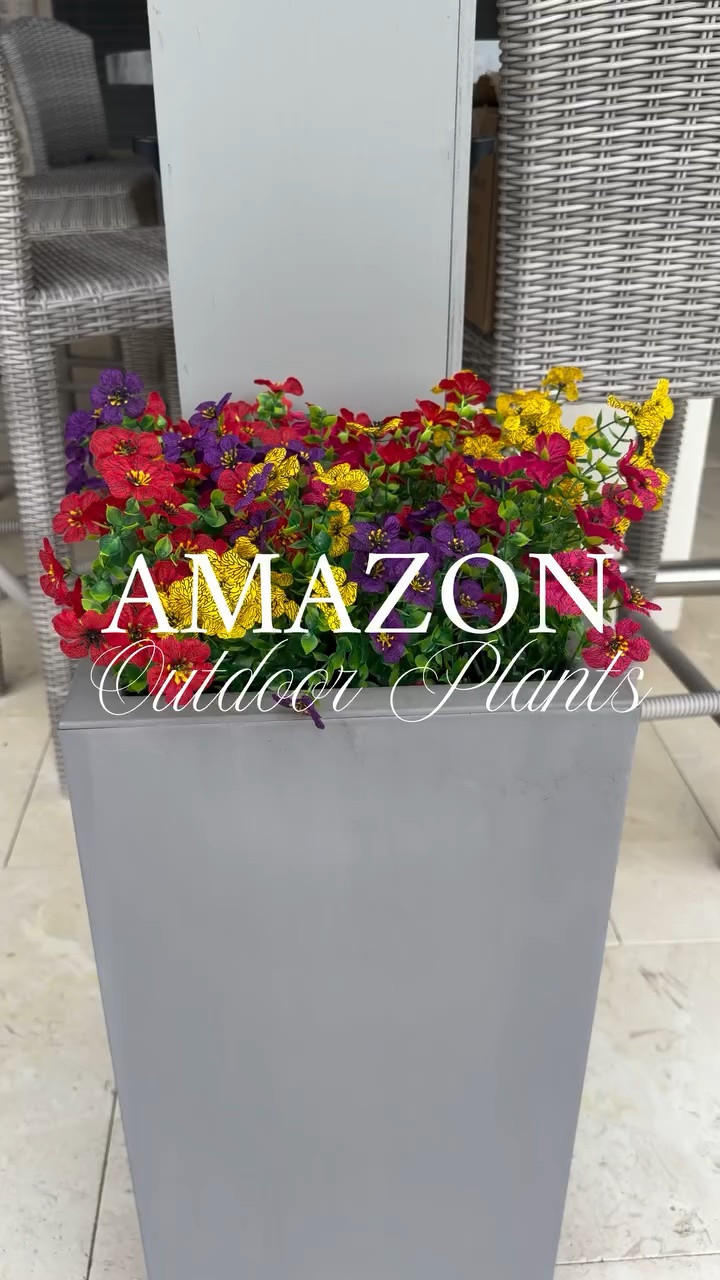 You’d NEVER guess these outdoor plants are from Amazon… 

If you’ve been wondering how I keep my porch + pool deck looking full, colorful, and alive year-round… these are my go-to flowers & plants 🤍

The best part? No watering, no replacing, no stress… just beautiful planters all season long 🙌🏼

Follow along for more affordable home + outdoor styling ideas 🤍

#amazonfinds
#outdoordecor
#patiostyling
#frontporchdecor
#fauxplants

#LTKHome