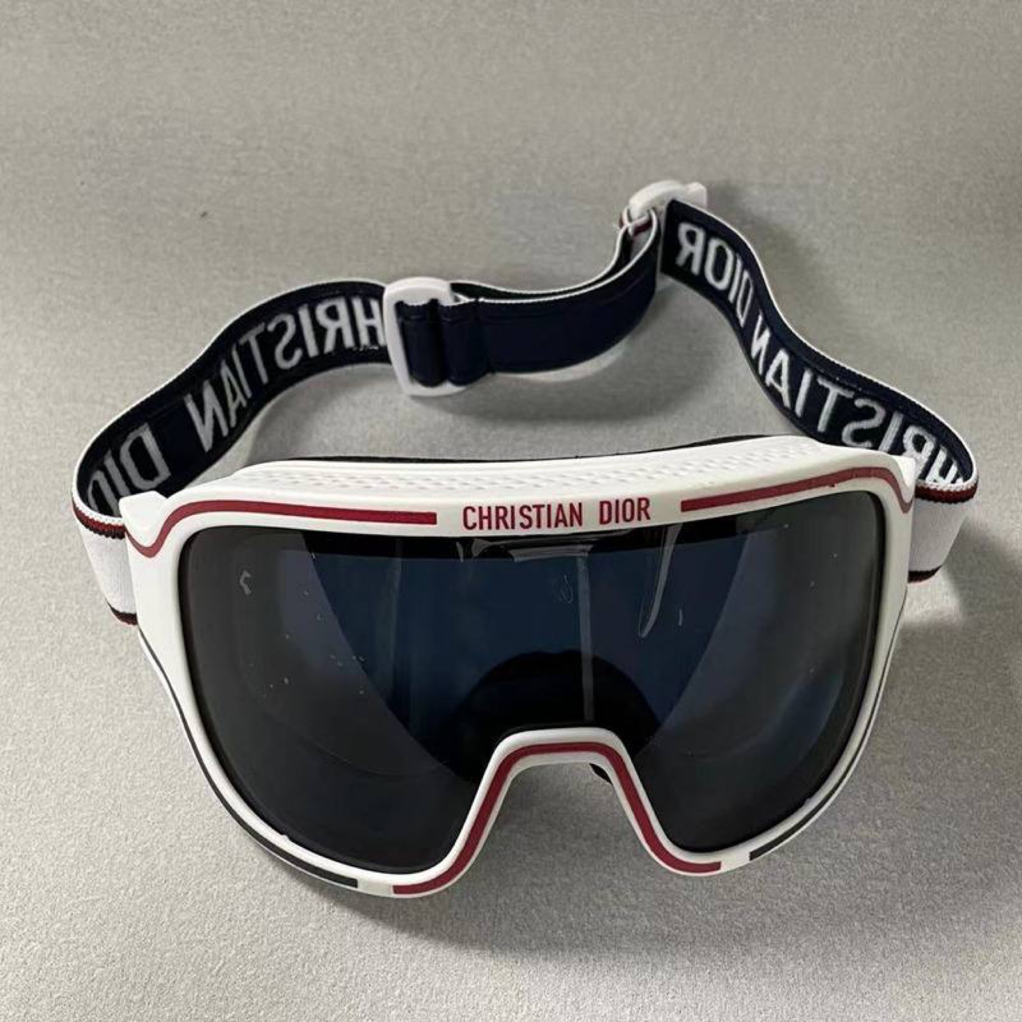 Ski goggles designer dhgate 

#LTKmens #LTKU #LTKSale