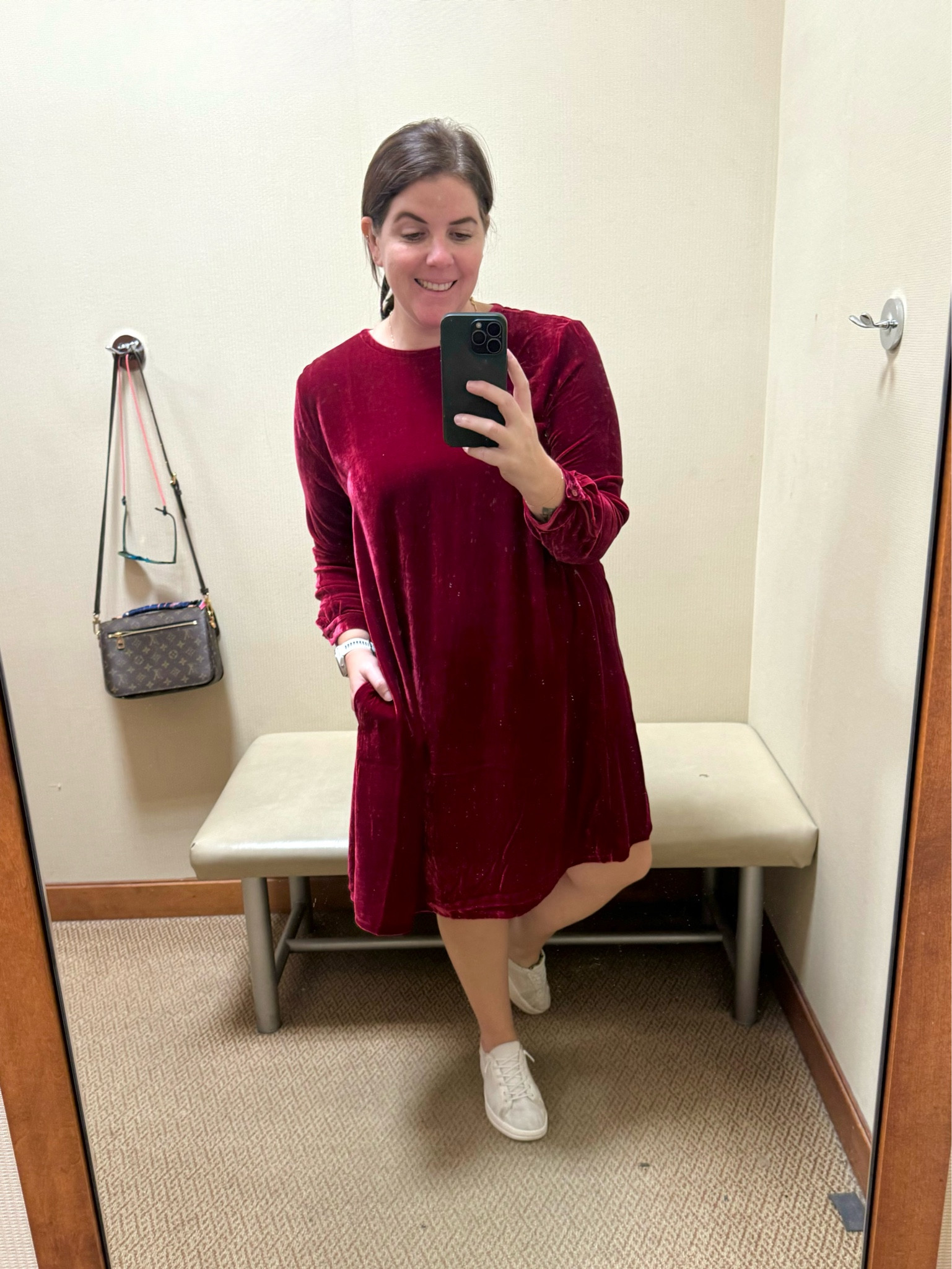 If you need a basic velvet dress, this one is definitely a winner! It’s a basic shift dress, in the prettiest red velvet material! The dress runs TTS and I wish it came in a few other color options for the holidays! 

#LTKparties #LTKstyletip #LTKHoliday