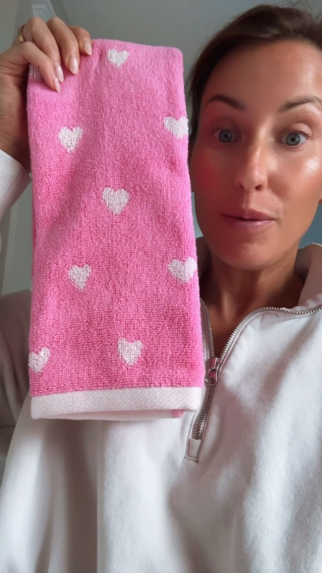 Cute Valentines Day decor for girls bathroom! Under $10!

#decor 
#valentinesday 
#girls 
#bathroom 
#home 
#target

#LTKKids #LTKFindsUnder50 #LTKHome