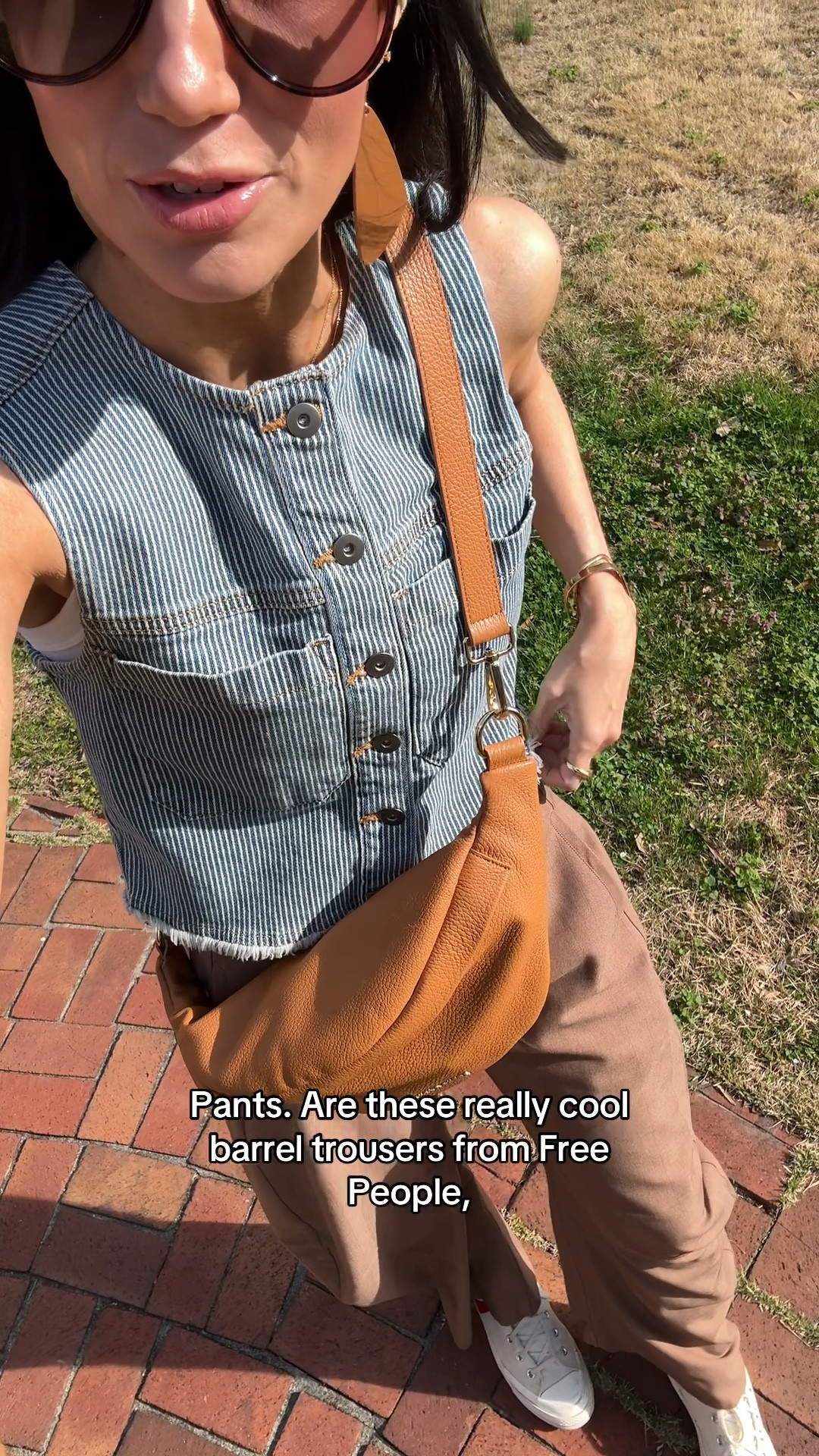 DC spring break outfit #2. This top is going to be so versatile- wearing XS. Pants are my favorite trouser from FP. Fit is tts; they are such a great loose barrel shape. 