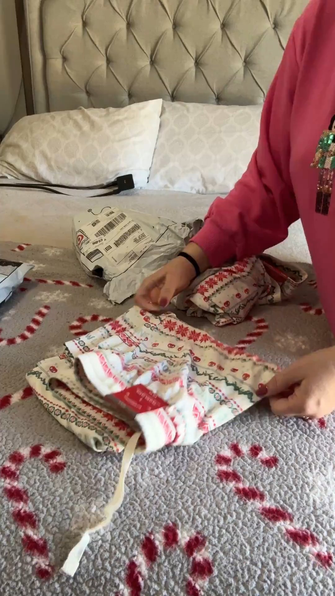 Family Matching Pajamas are so fun for the holidays. Target had the cutest set. The Fair Isle Holiday pattern from Wondershop is going to look great in our photos. And the fabric is so soft! I can’t wait. 

https://rstyle.me/+WGDBJAHbBKRFYUhsrQmn9w

#familymatching #holiday #pajamas #fairisle

#LTKSeasonal #LTKHoliday #LTKmomlife